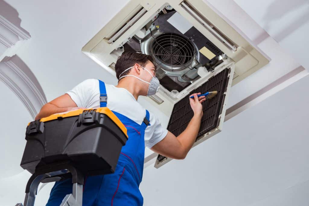 Air Duct cleaner in Denver area